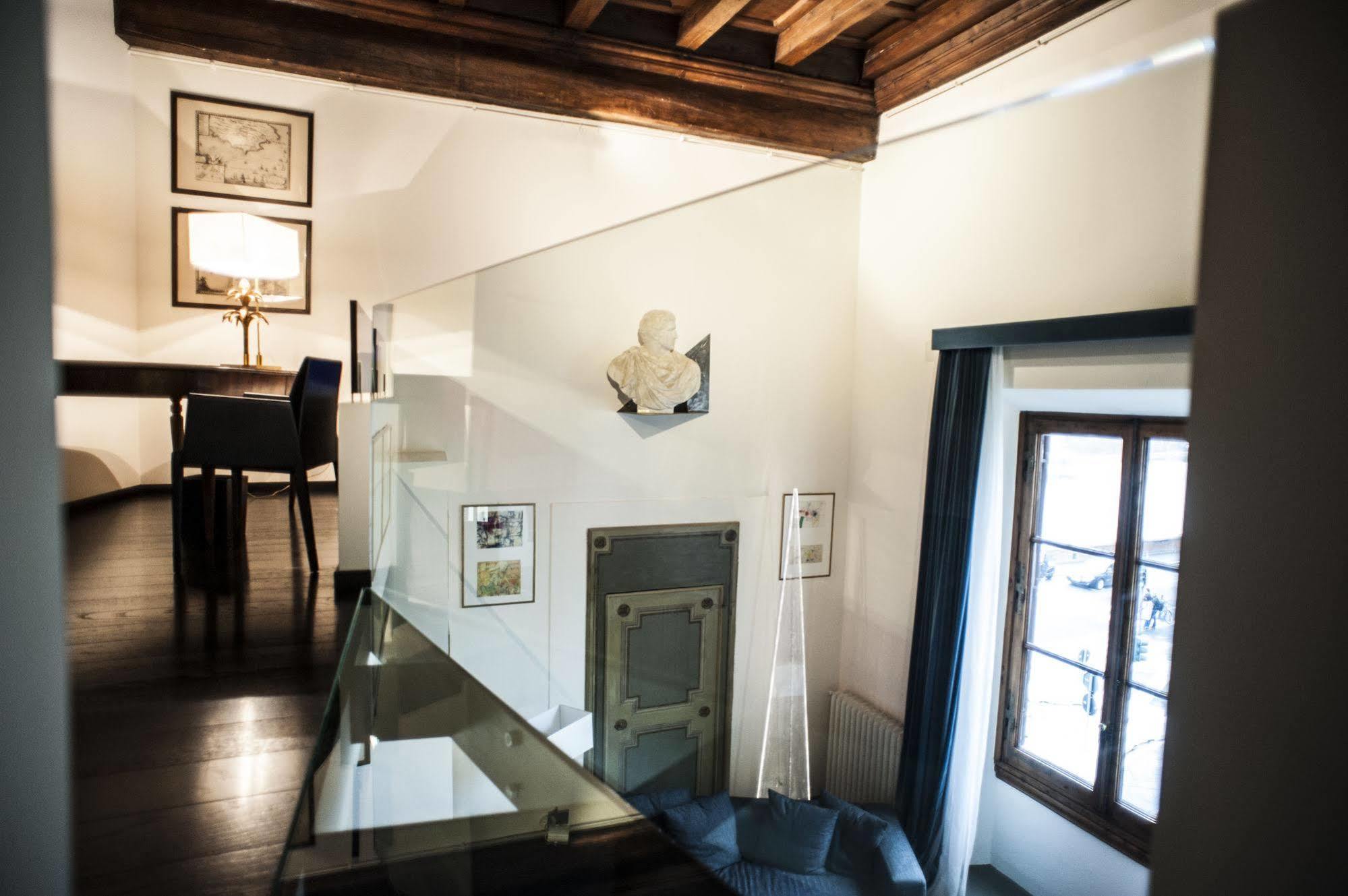 Leone Blu | Esperienze Florenz