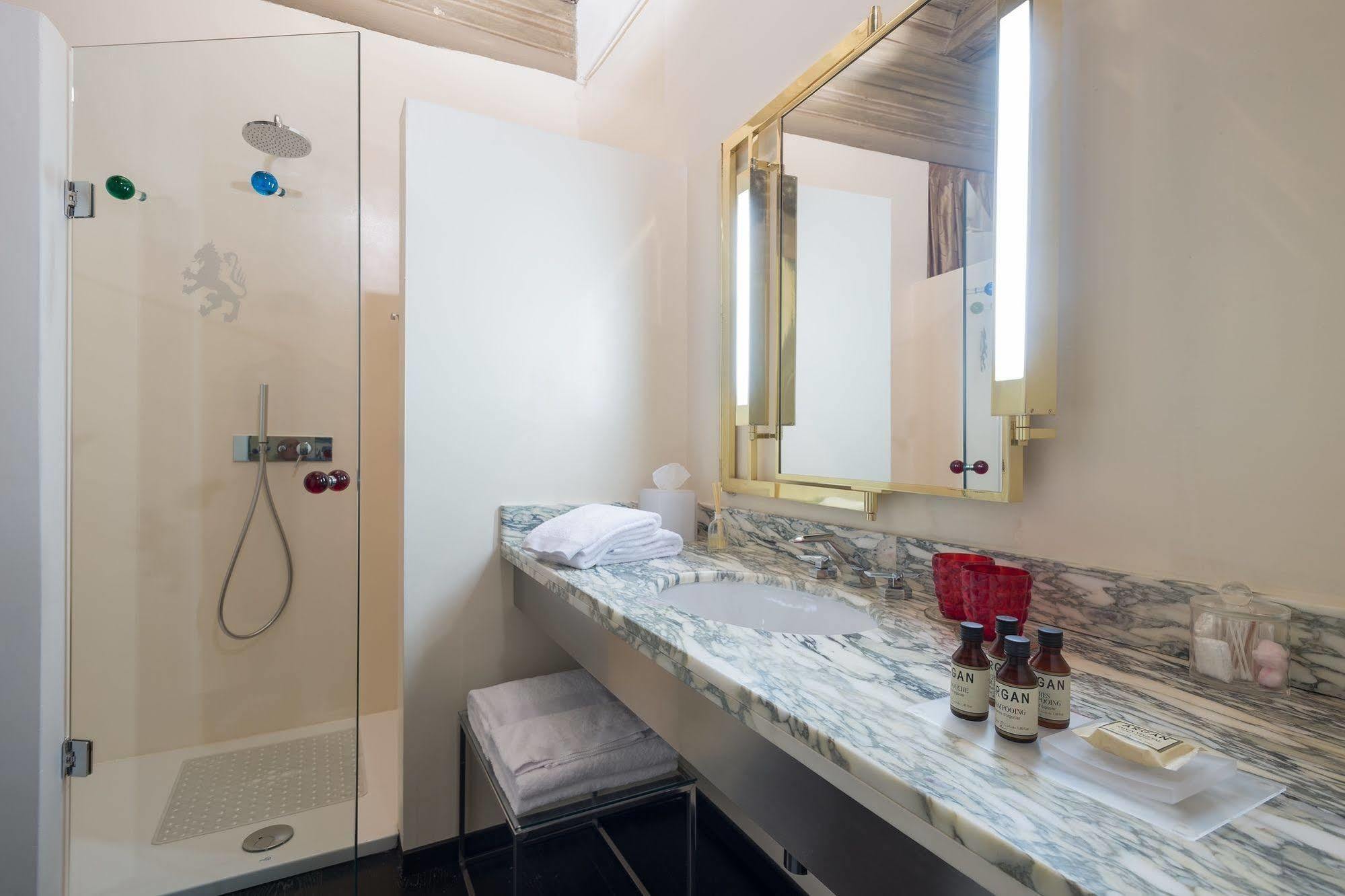 Leone Blu | Esperienze Hotel