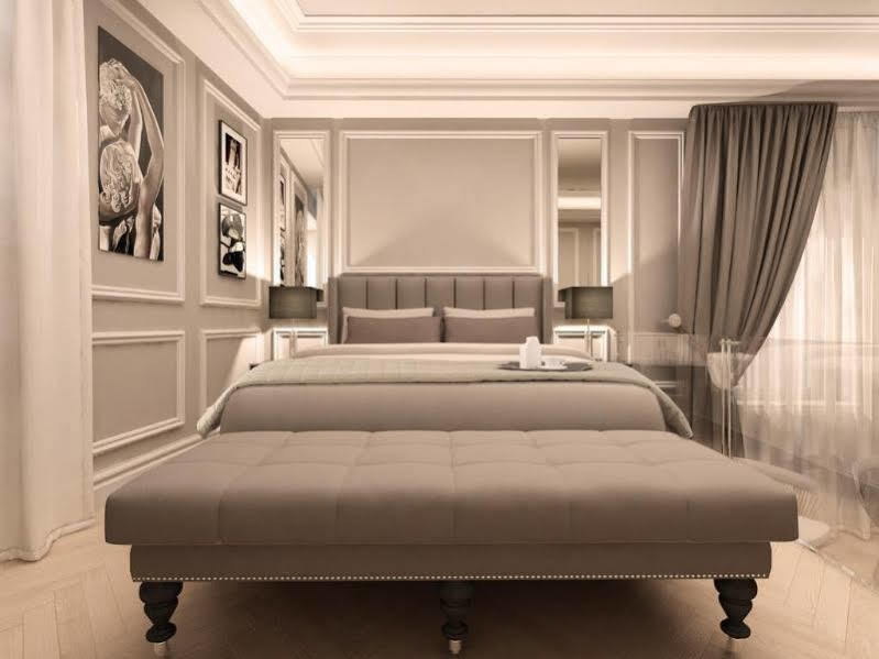 Hotel Bretagna Heritage - Alfieri Collezione 4*