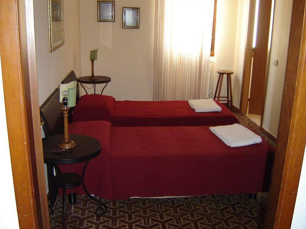 Guest house Casa Toselli 3*