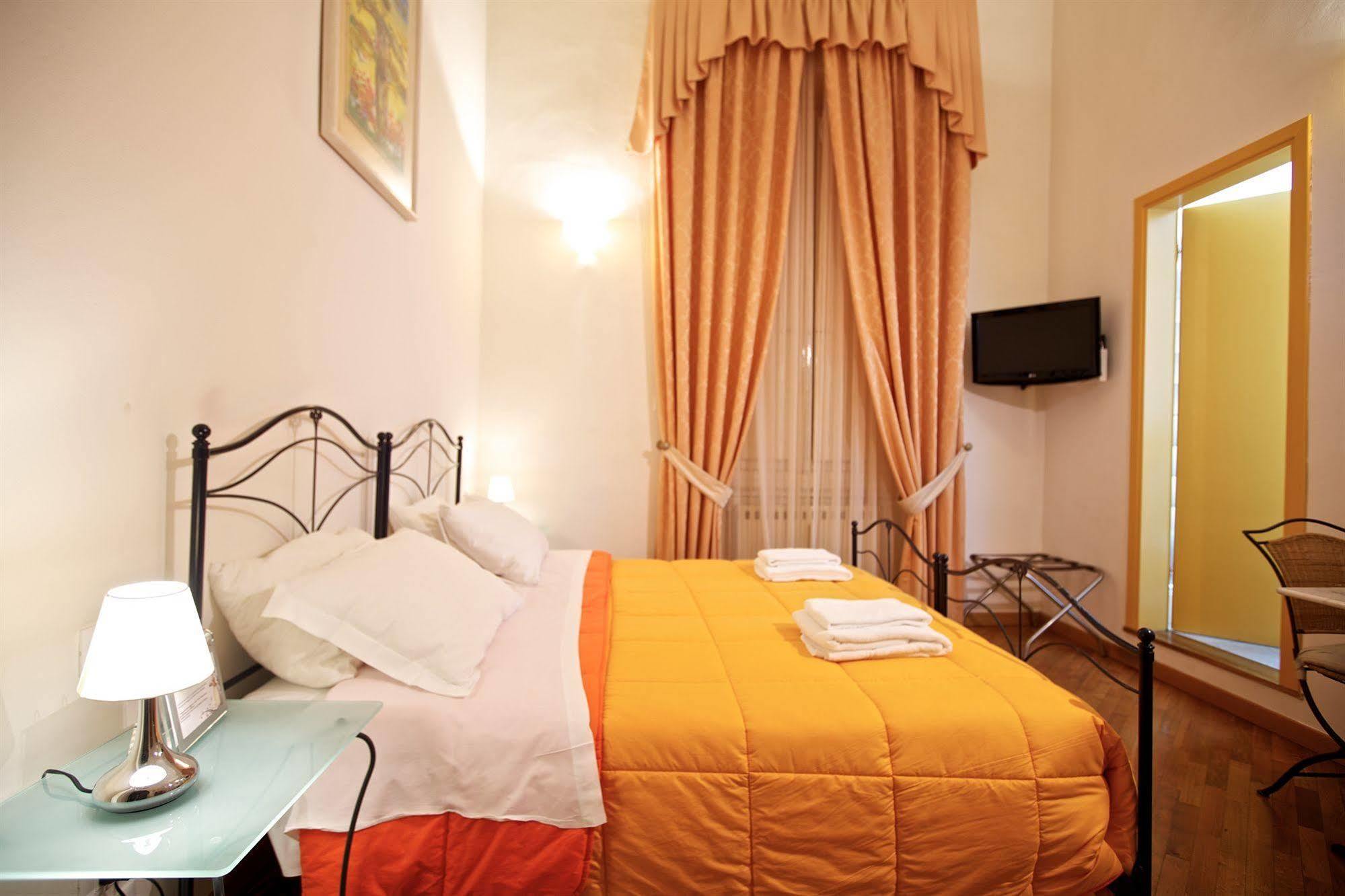 Bed & Breakfast La Locandiera Florence
