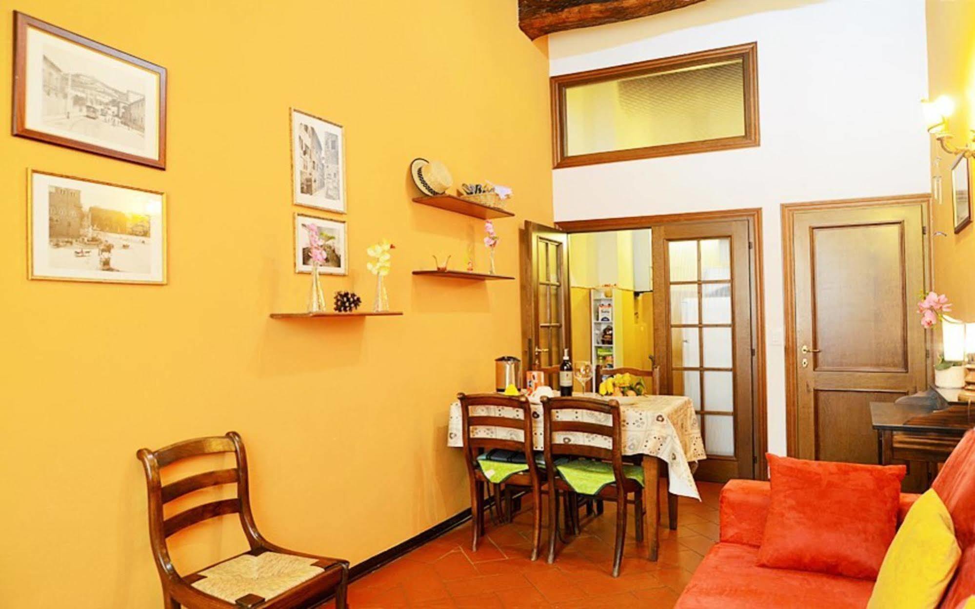 Sani Tourist House Guest house Florence