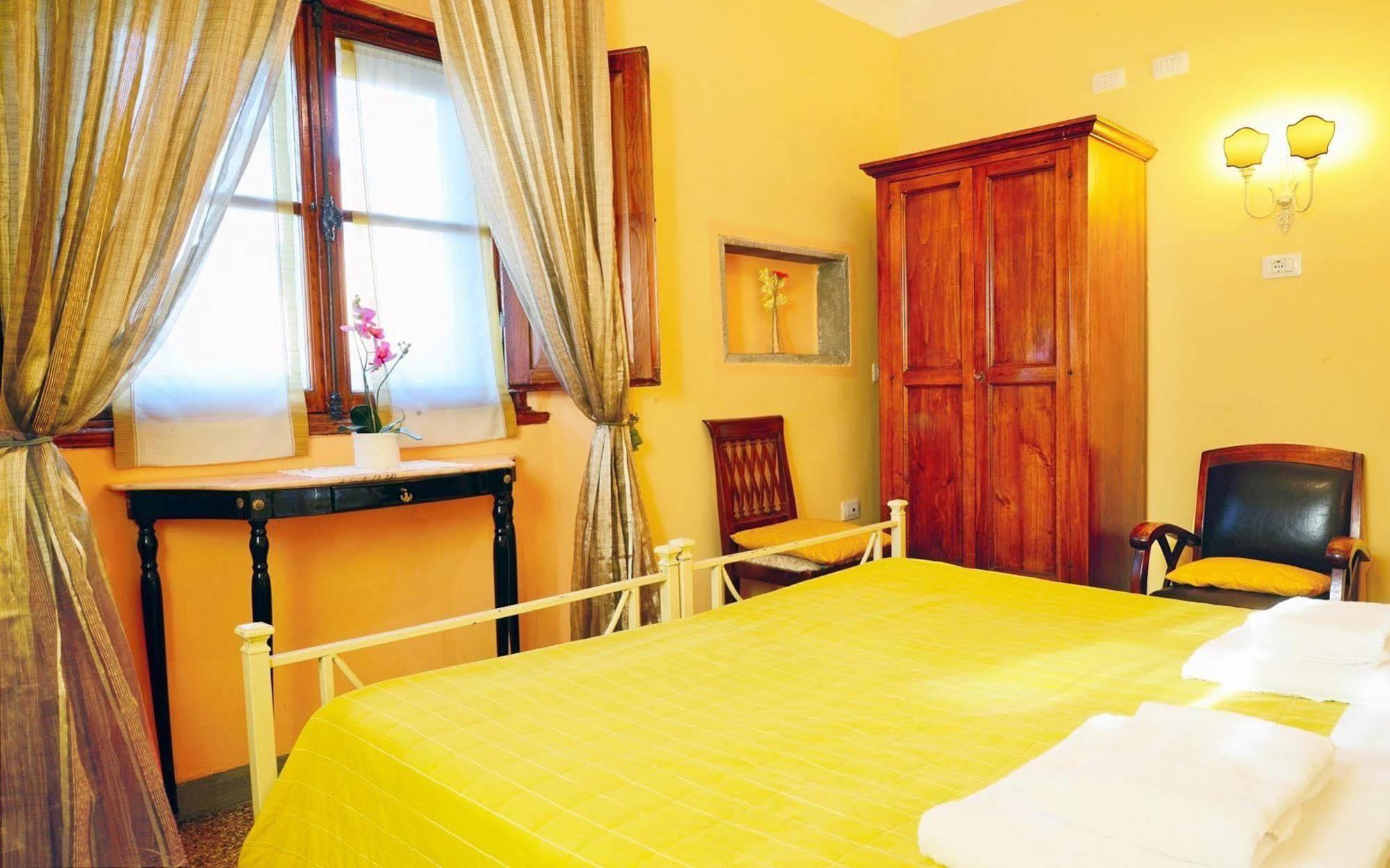 Sani Tourist House Florence