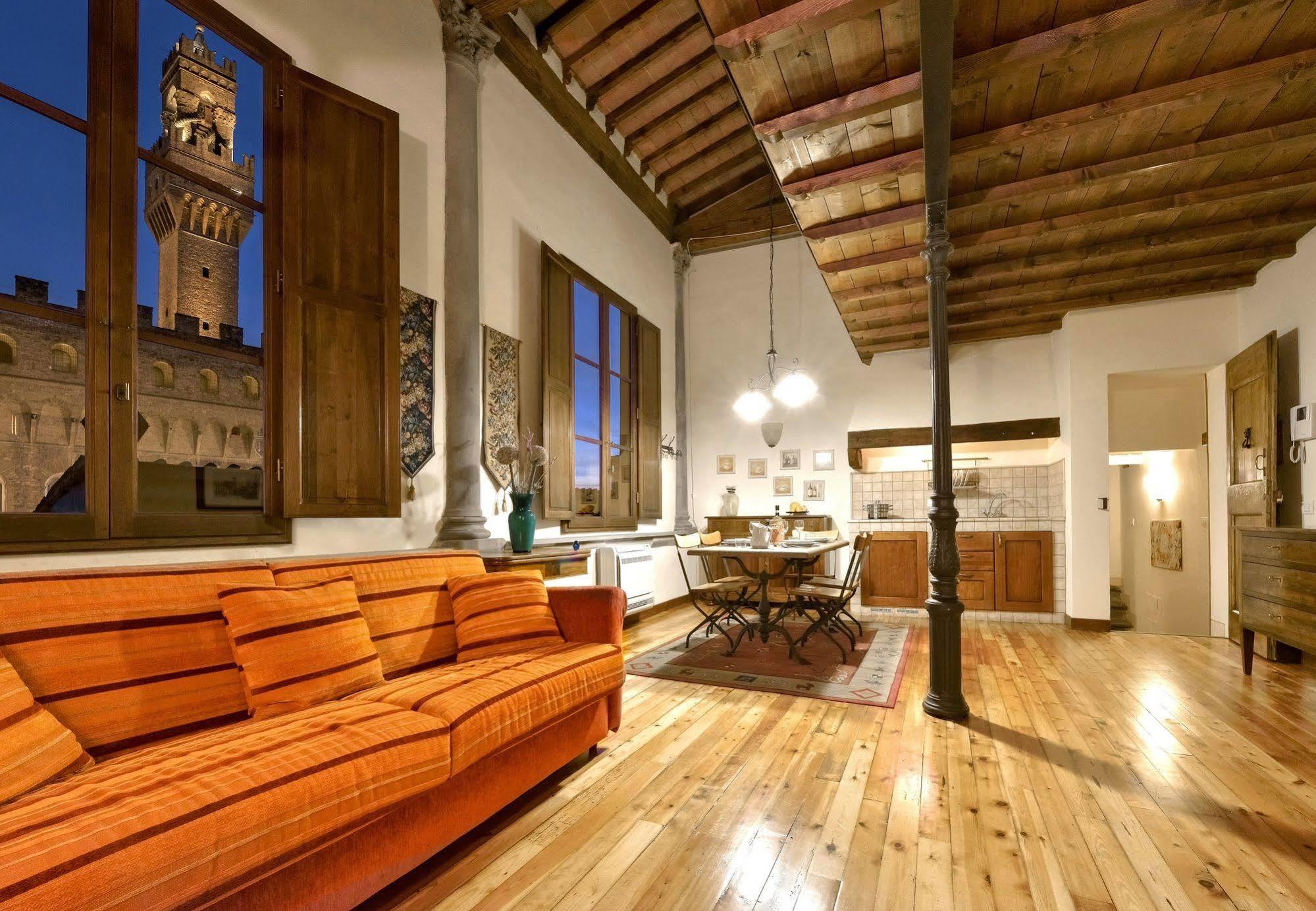 Palazzo Uguccioni Apartment Florenz