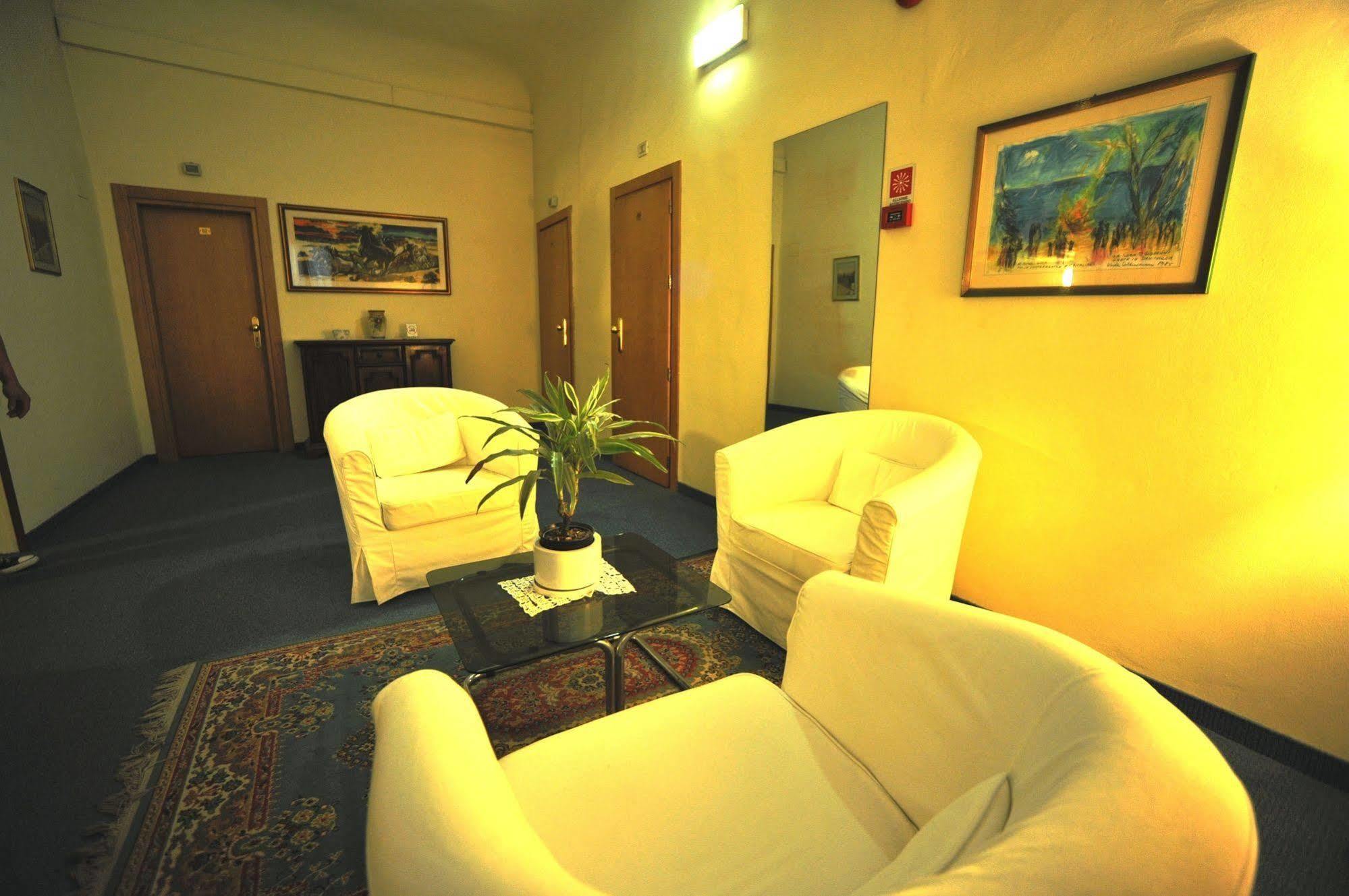 Gioia Hotel 3*