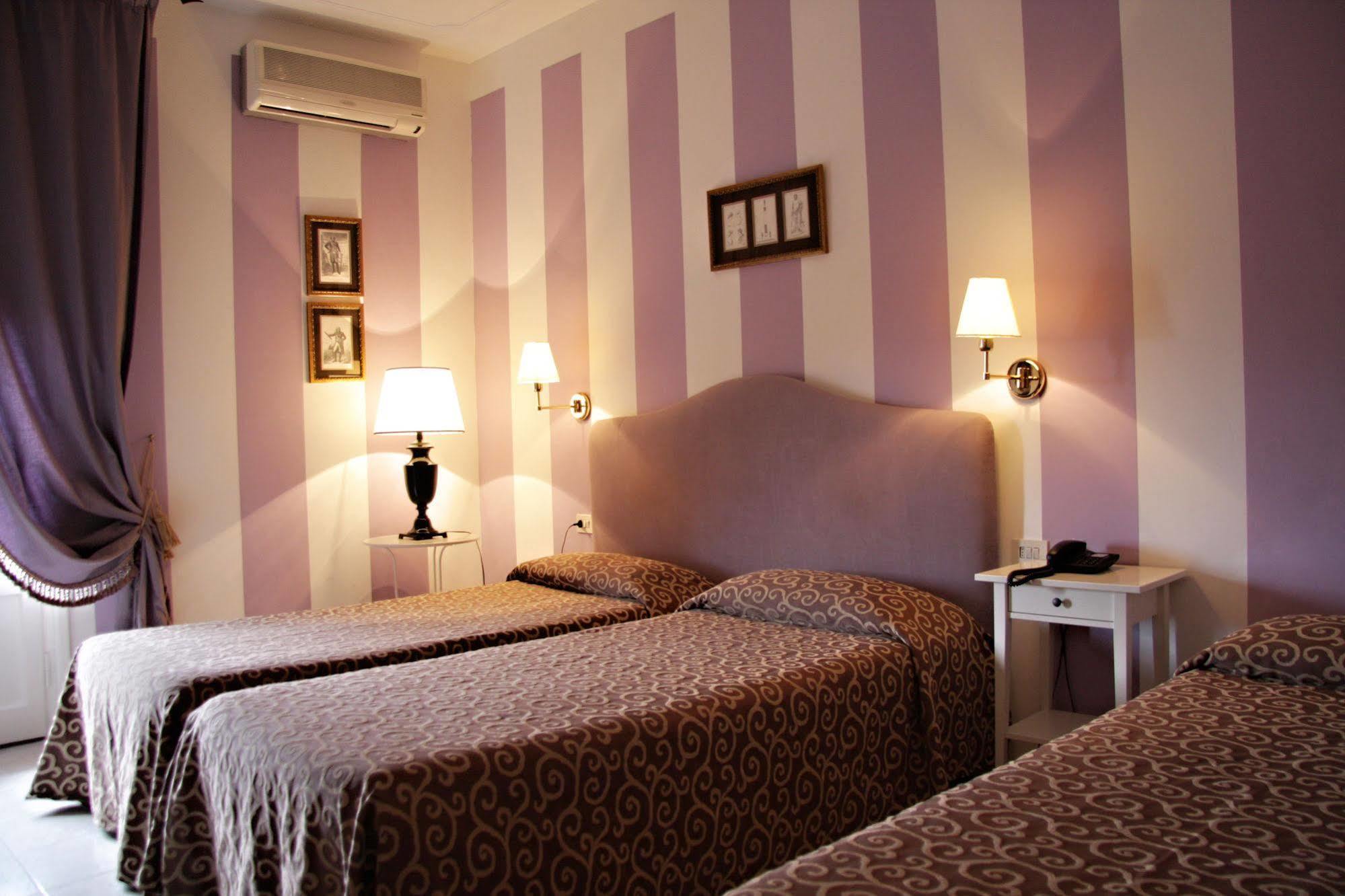 Alex 3* Florence