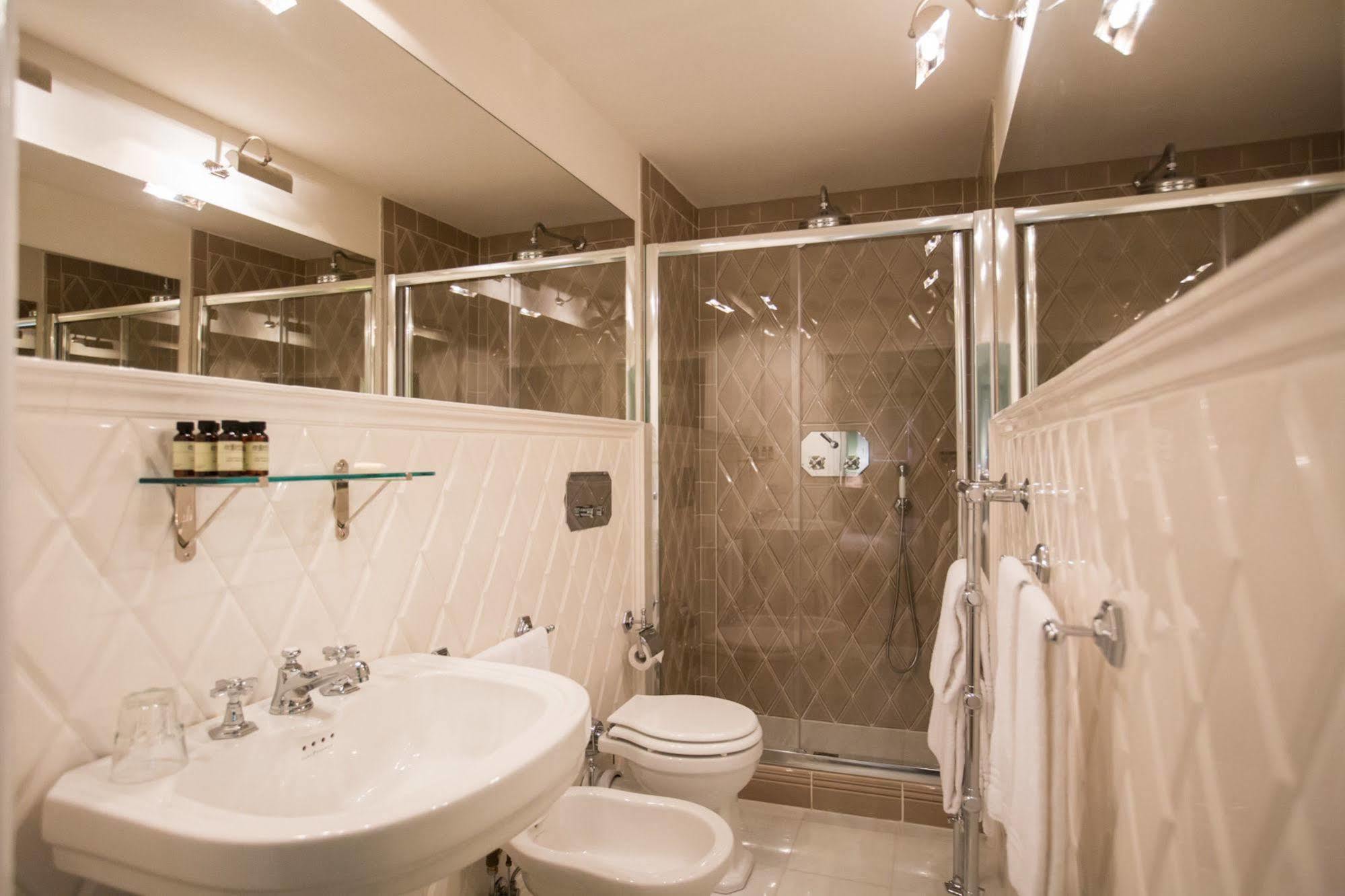 Adastra Bed & Breakfast Florence