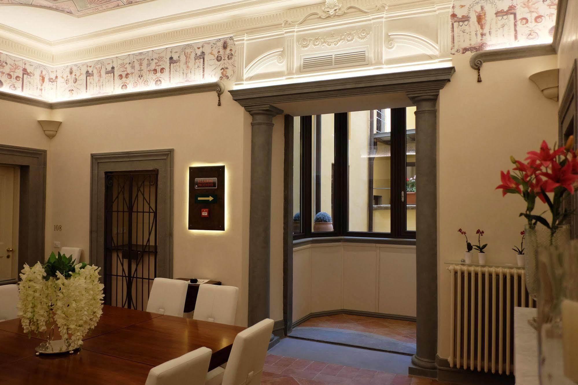 Renaissance 3*