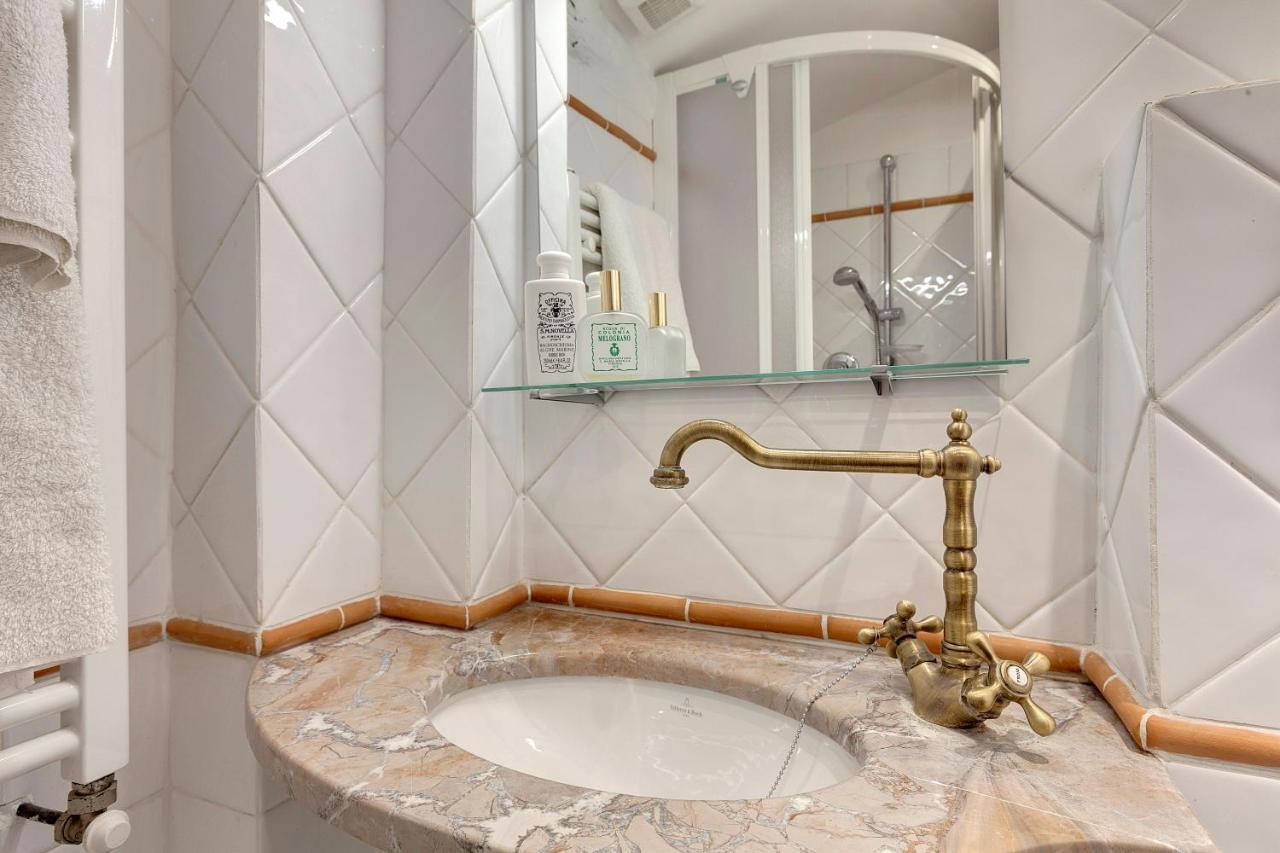 Apartment Garbo Charm, Case Galante Apartments In Florence *