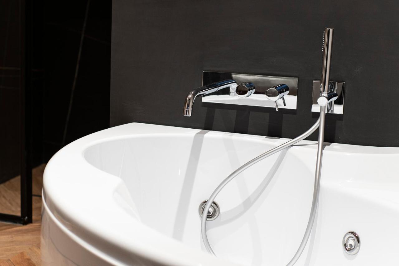 Artemide Guest house