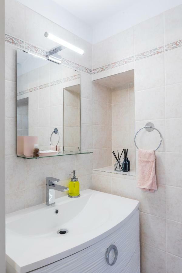 Historic Center Palace - Huge 4 Bedrooms Santa Croce - By Likehomeflorence Florença