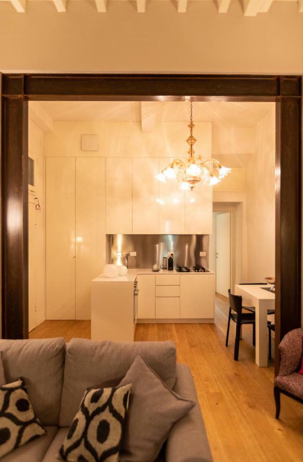 Santa Croce Luxury 2 Bedroom * Florenz