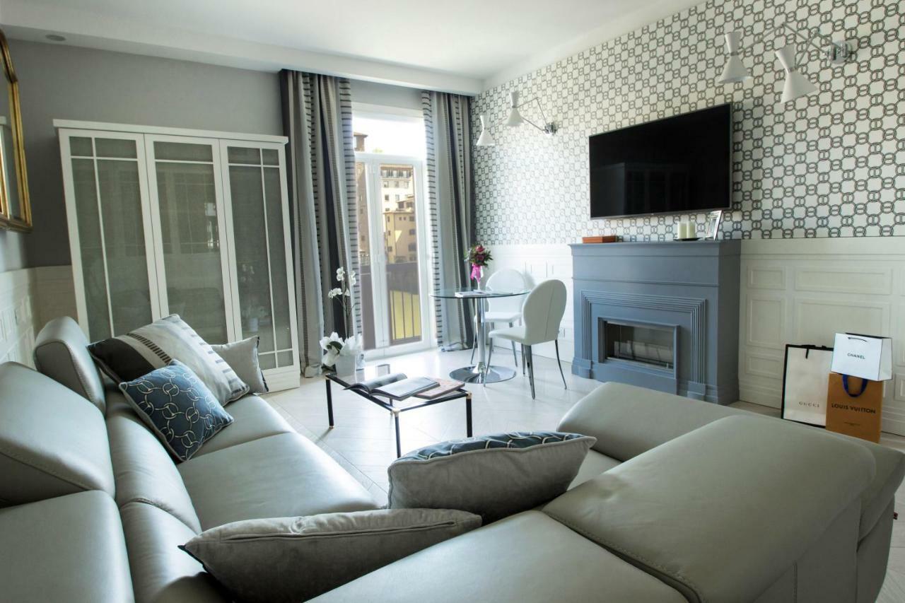Specchi Su Pontevecchio Apartment Florenz