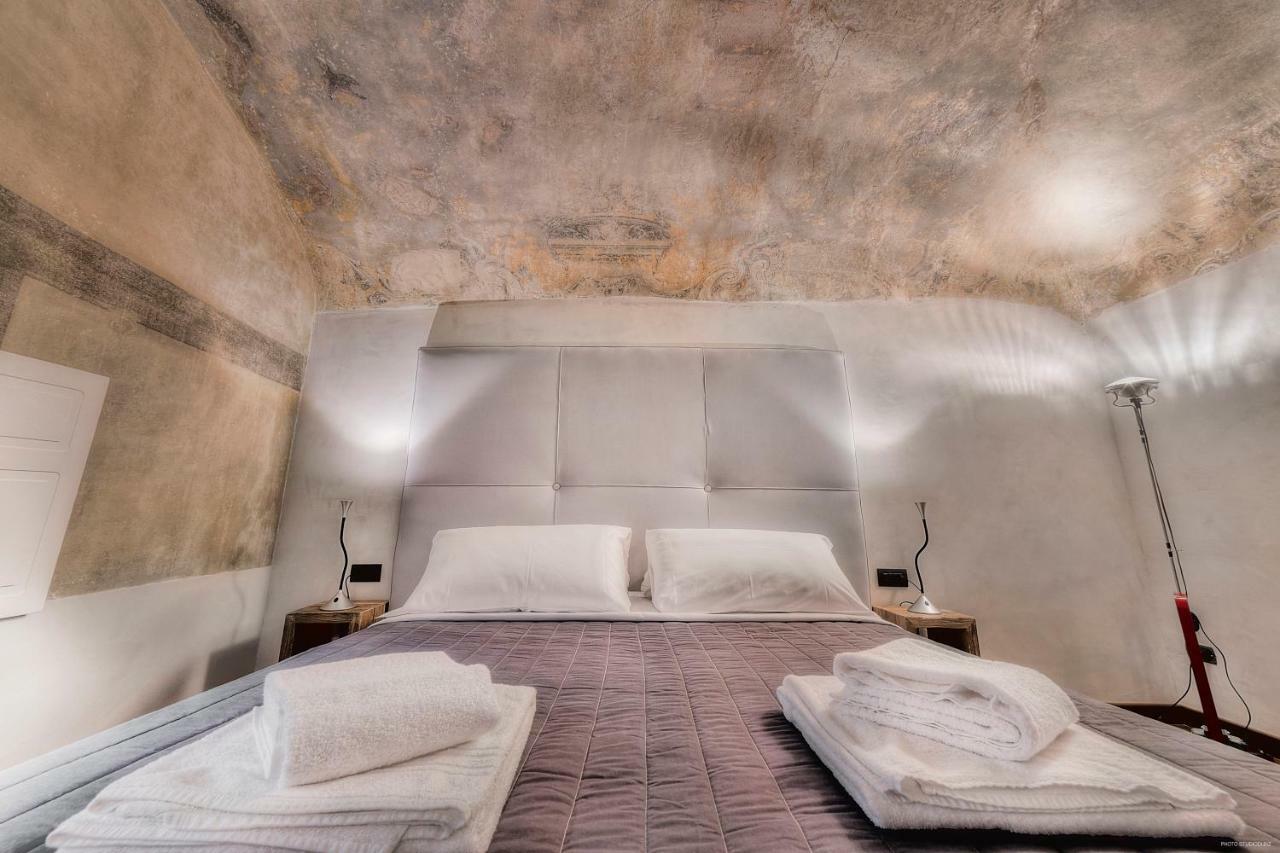 Stone Walls Deluxe Appartamento *