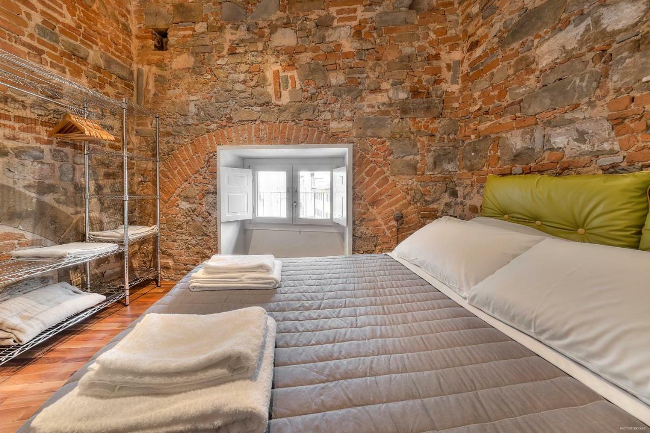 Stone Walls Deluxe Appartamento