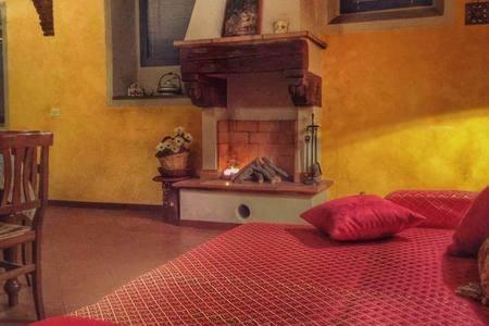 Real Rustic Tuscany Style In Center Apartment Florence