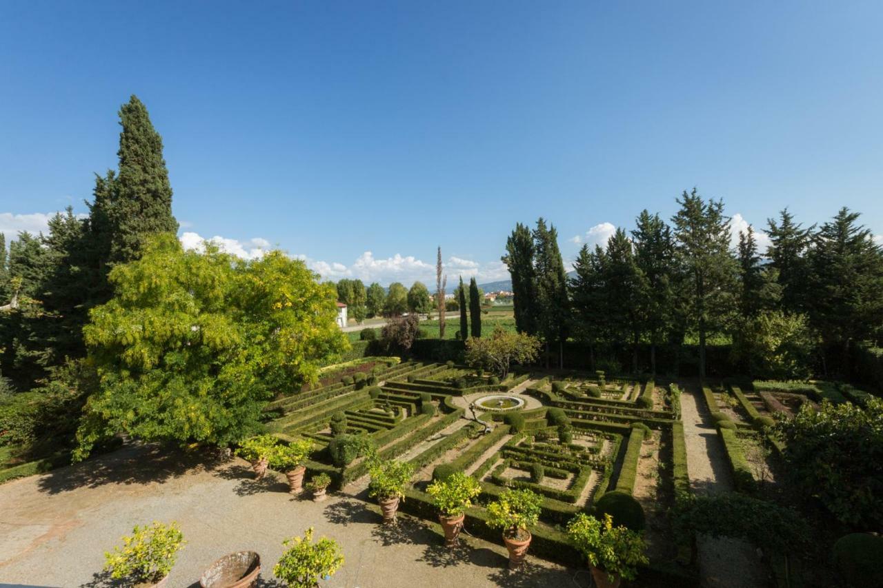 3bdrm Luxury In Tuscan Villa,private Estate, Shared Swimmingpool Appartement *