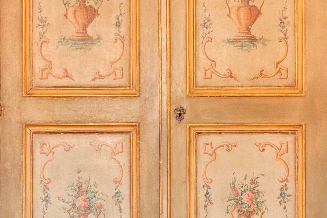 Apartamento Historical Spectacular Arno View With Balcony From 12 Th Century. *