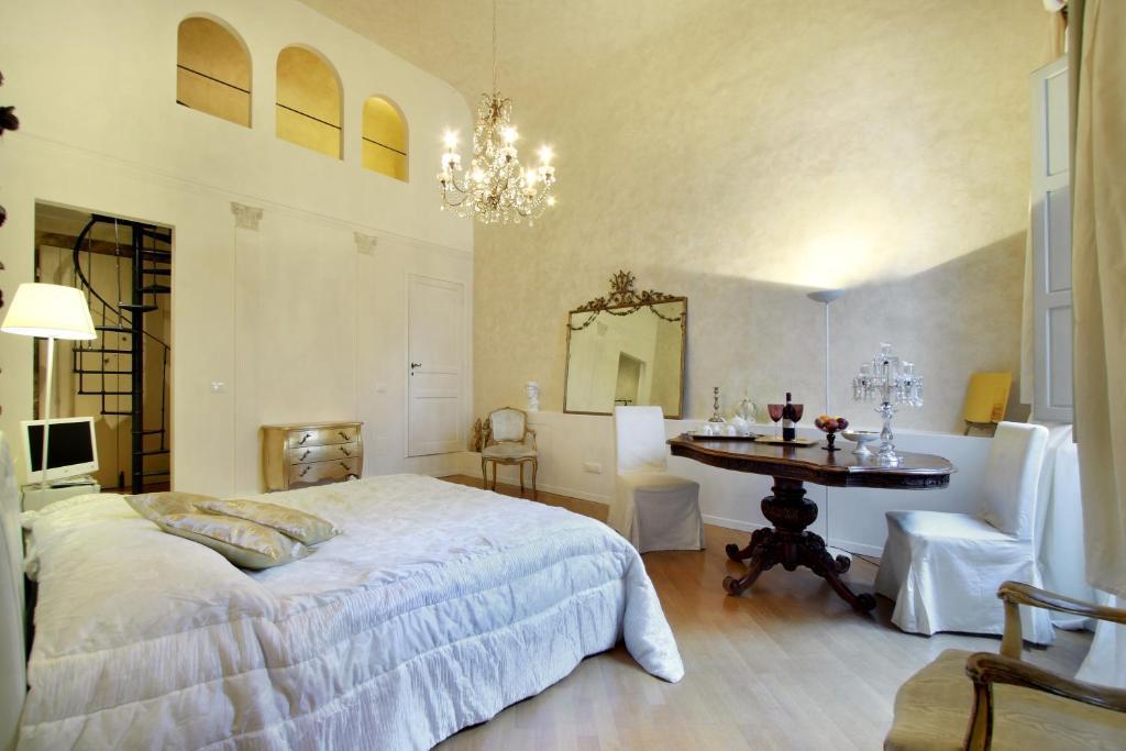 Palazzo Tolomei - Residenza D'epoca Acomodação com café da manhã  Florença
