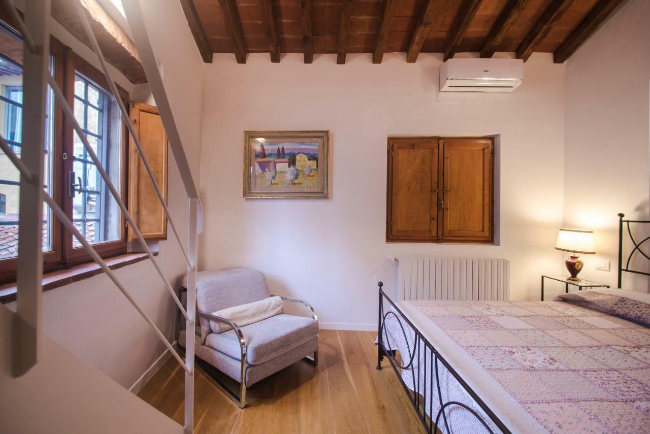Location In Inviting Florence