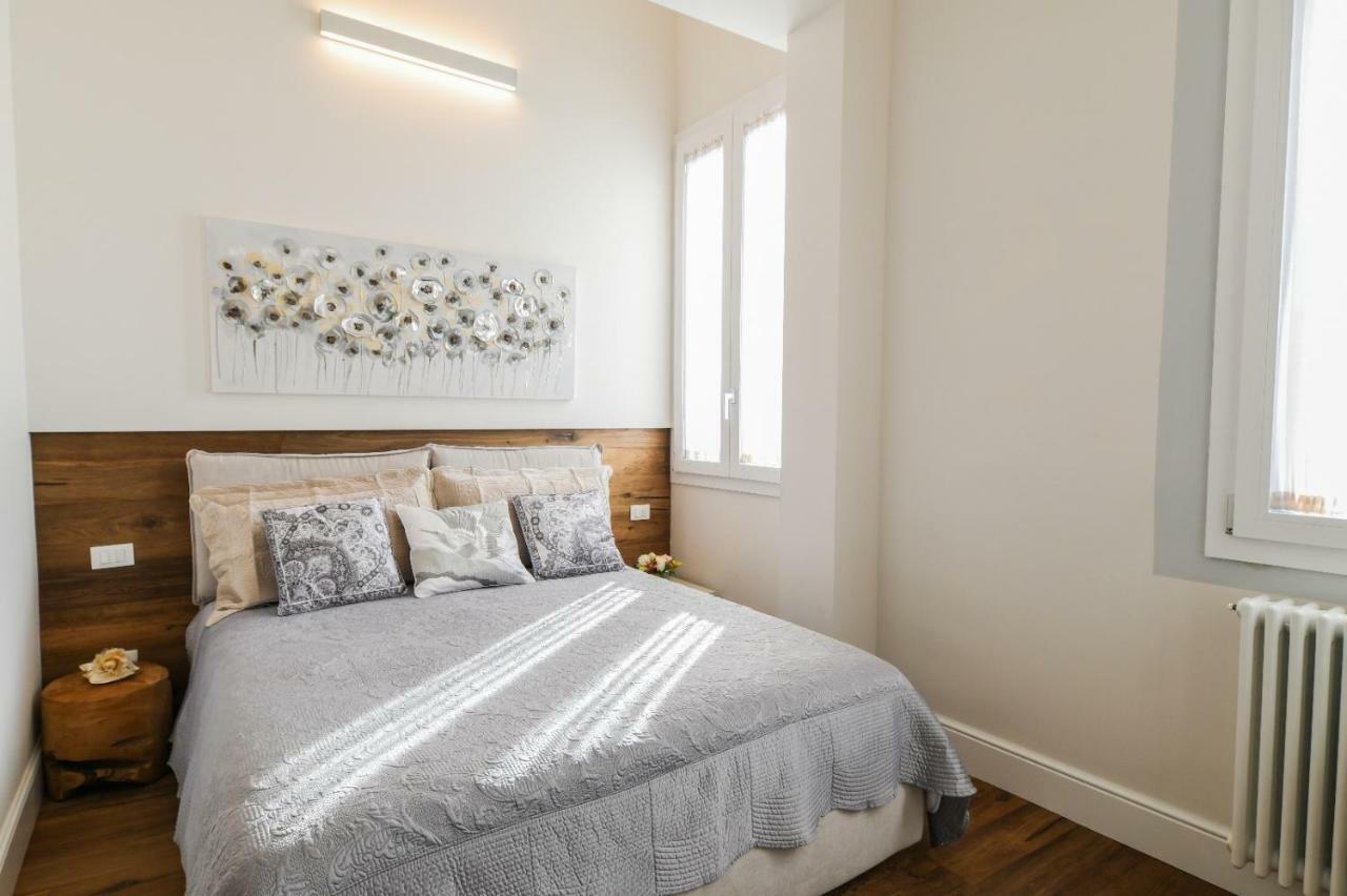 Oltrarno Lily Apartment *