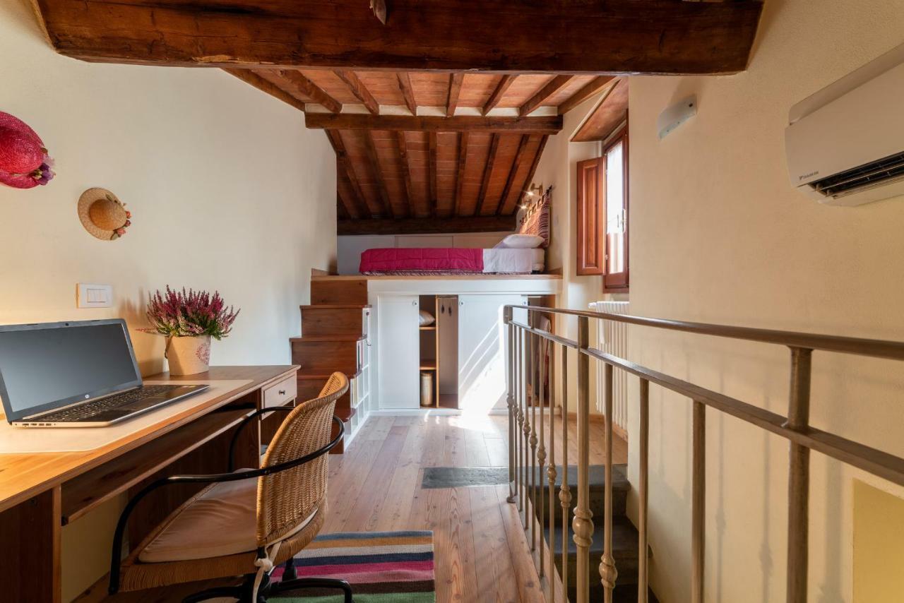 Apartment Le Rose Siberine - Antica Dimora Florenz