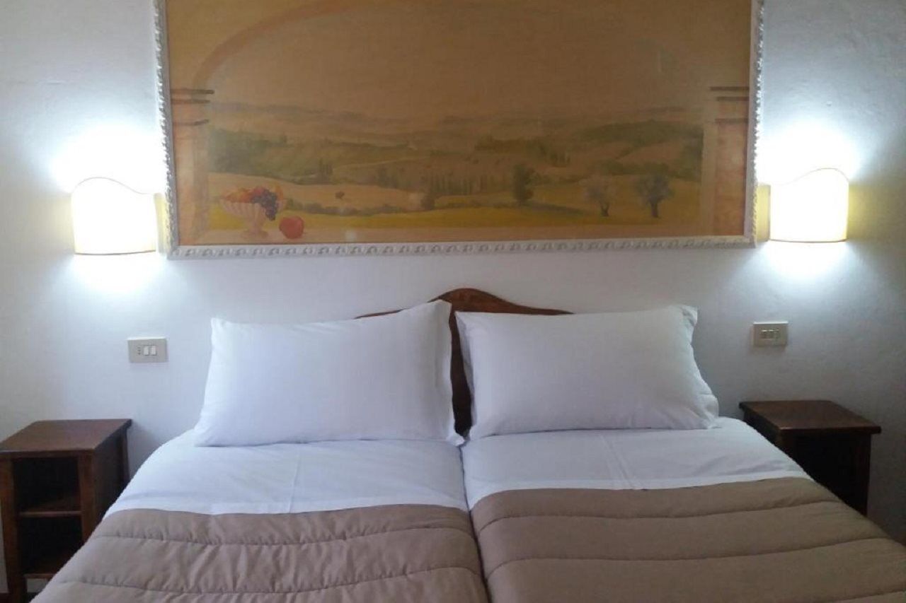 Hotel Airone