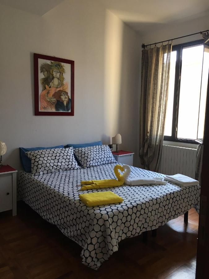 Sotto Il Tetto Di Sofia