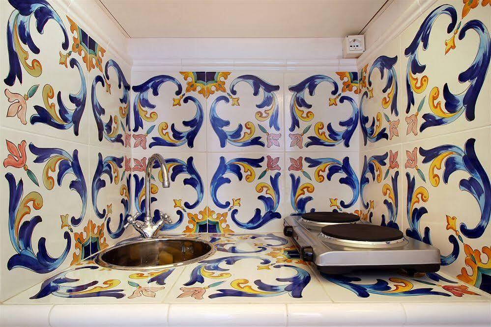 Palazzo Tolomei - Residenza D'epoca 3*