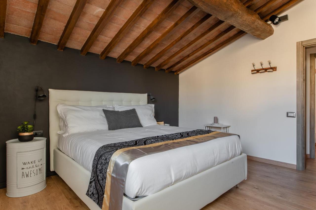 Santa Trinita - Flo Appartement *