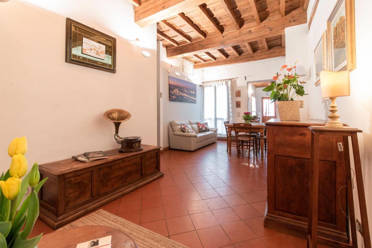 Appartement Pepi Dining At The Sunrise Florence