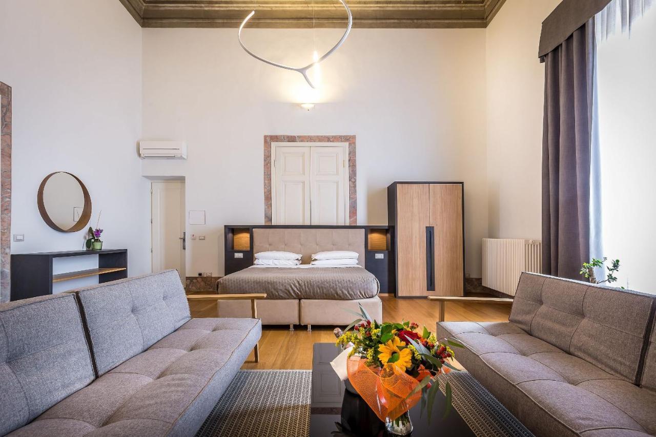Residenza D'epoca Al Numero 8 3*